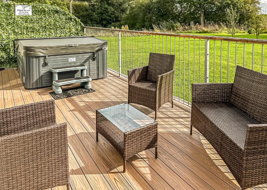 Flaxton Meadows Luxury Lodges - View 7