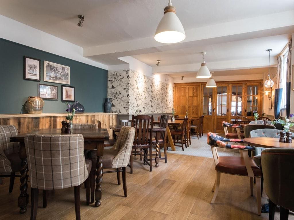 The Fleece at Cirencester - View 5