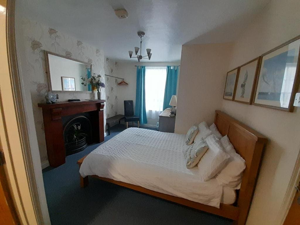 Foss Room - View 4