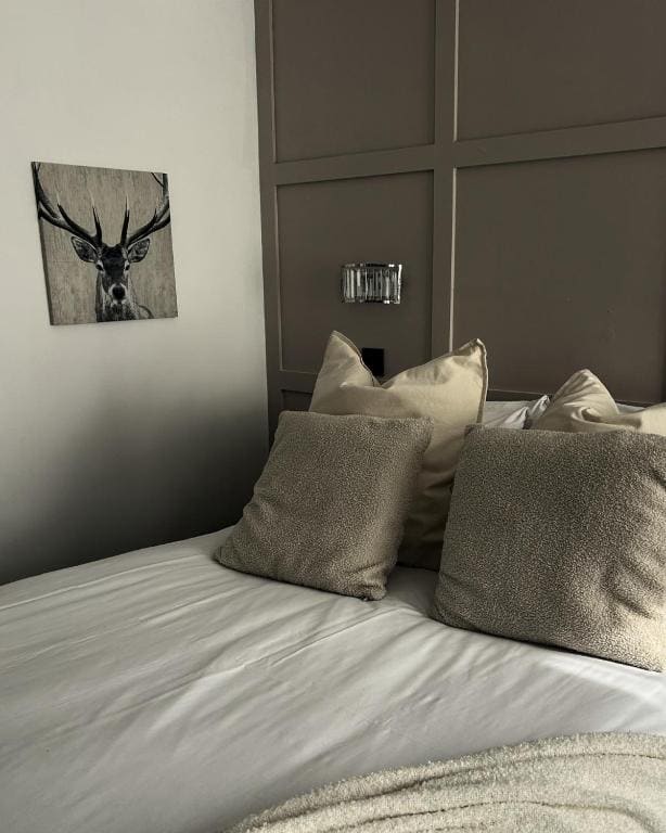Frankies Lodge - View 7