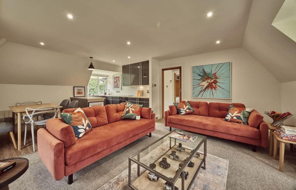 The Flat - Waresley Park Estate - View 5