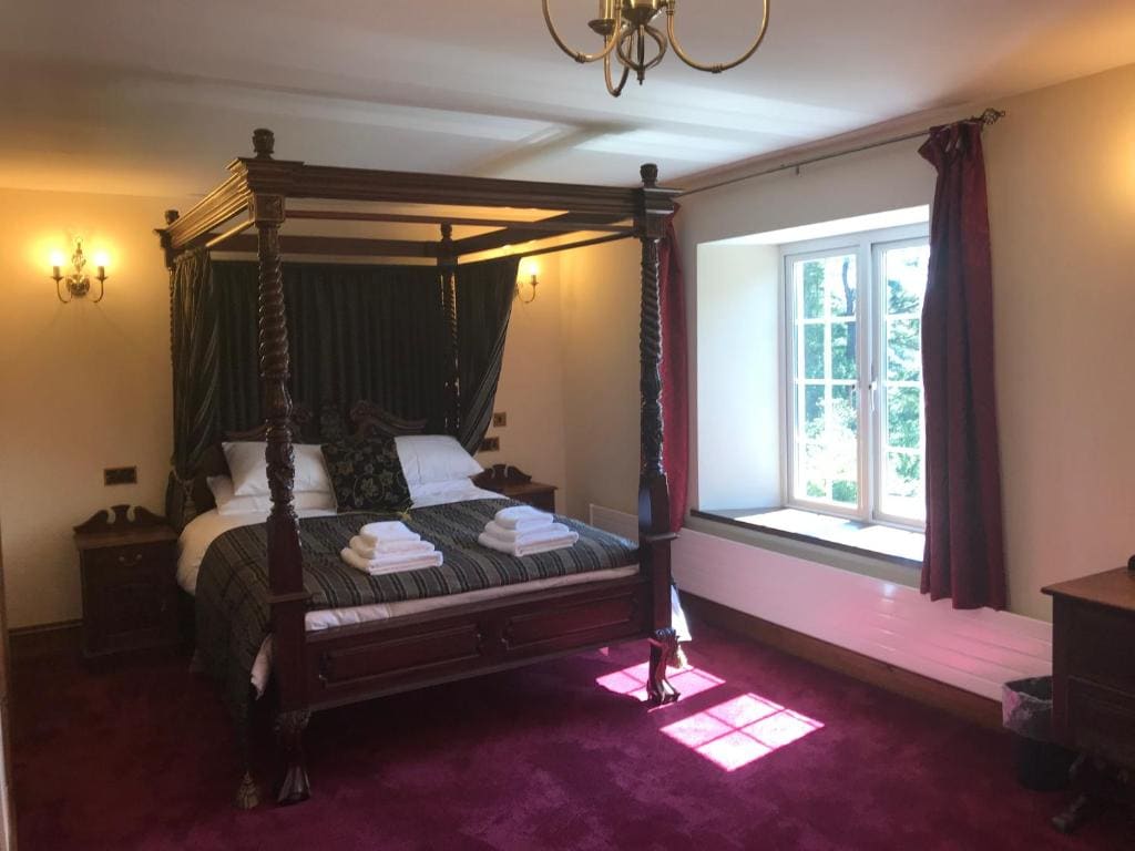 Great Trethew Manor Hotel & Restaurant - View 7