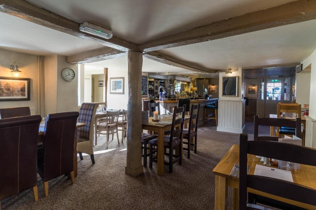Greyhound Inn Wilton - View 3