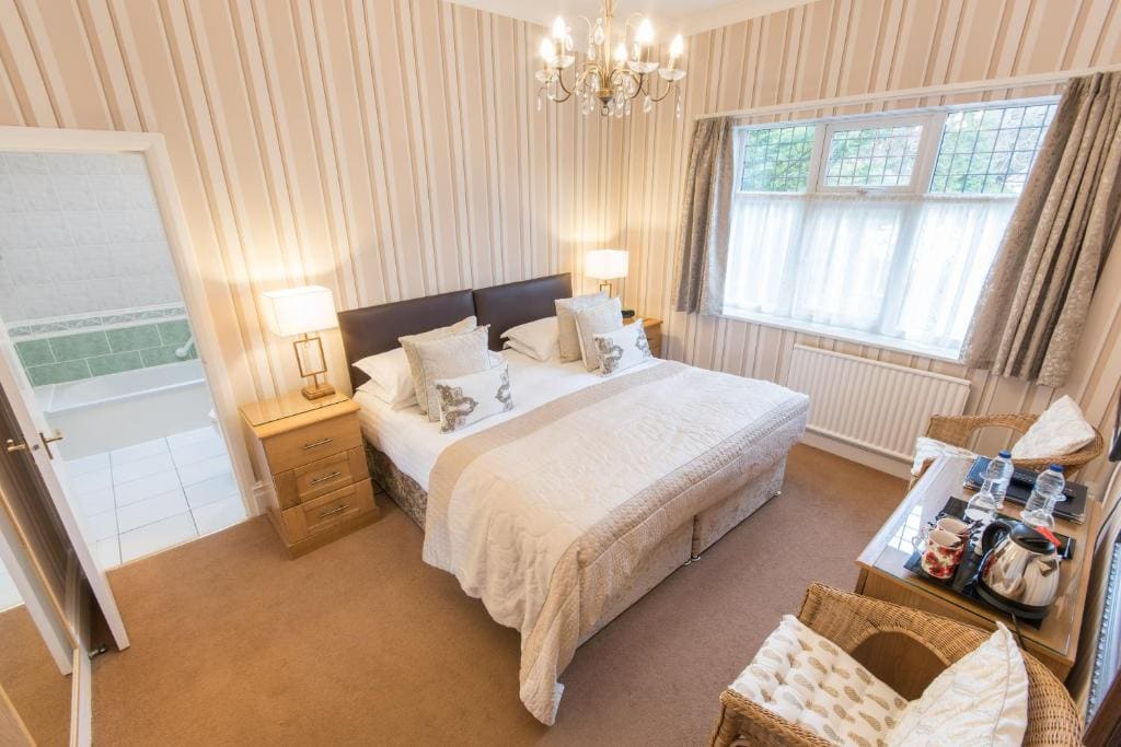Grovefield Manor - View 2