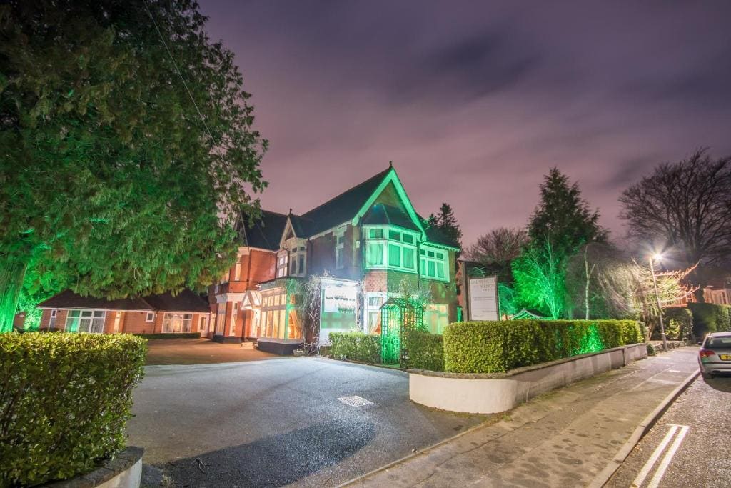 Grovefield Manor - Main view