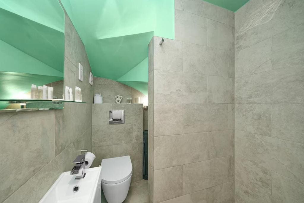 GuestReady - Fabulous home with patio in Cann Hall - Foto 2