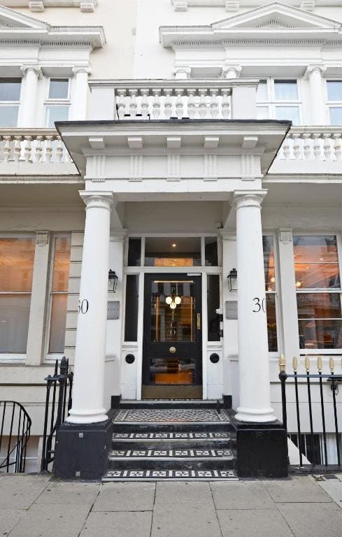 The Portico Hotel - Main view