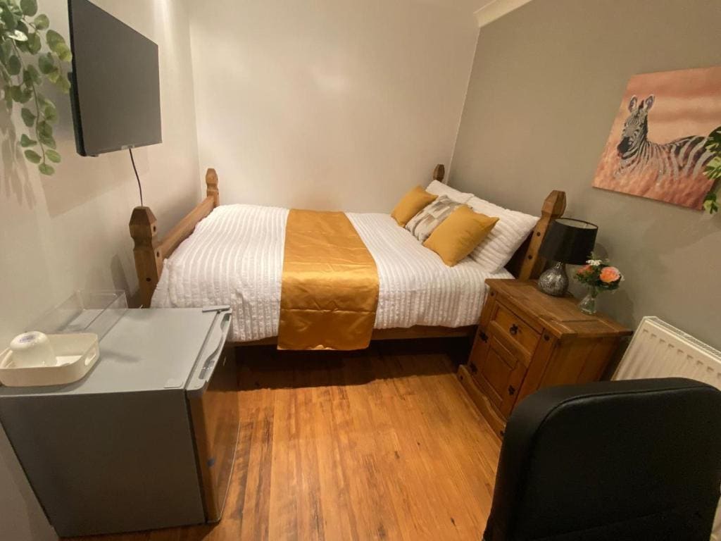 Harbury Lodge - View 3
