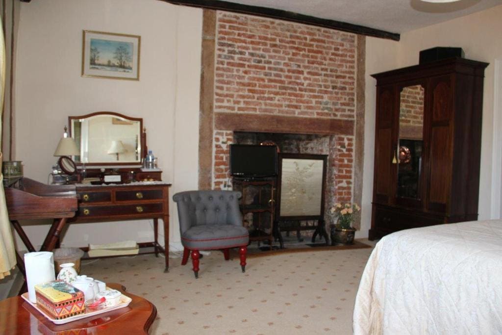 Haughley House - View 7