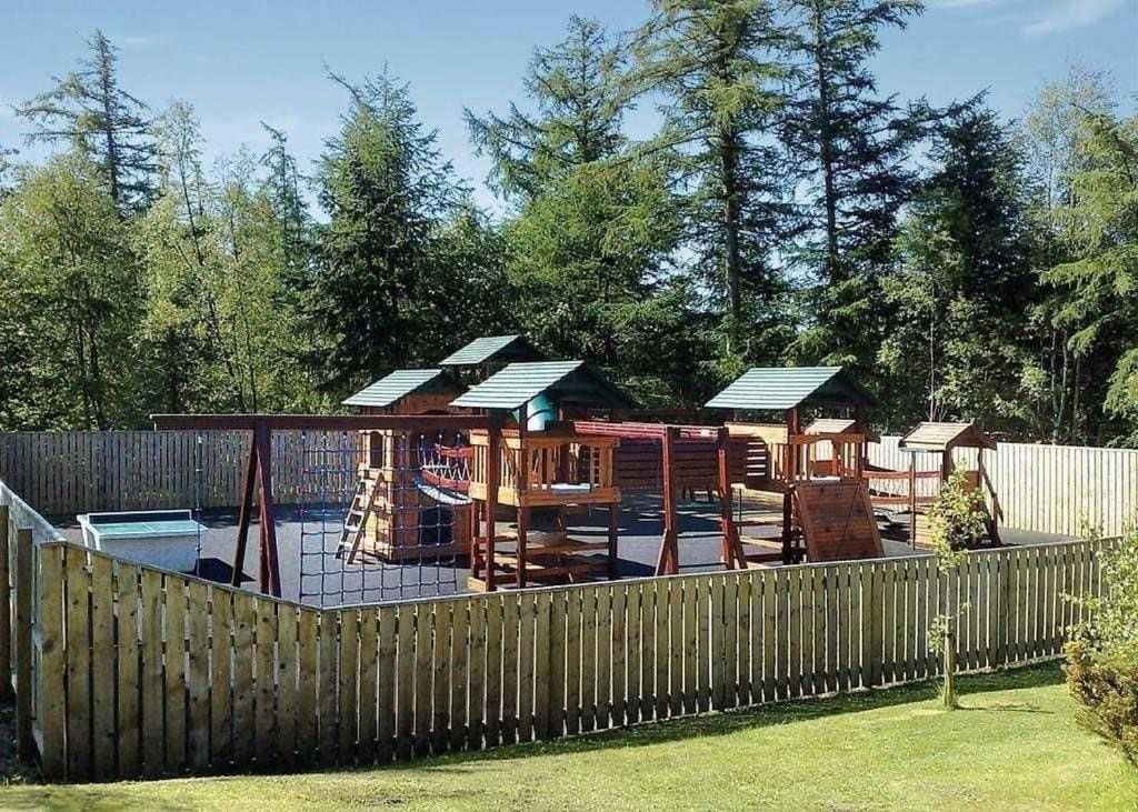 Percy Wood Lodges with Hot Tubs - Main view