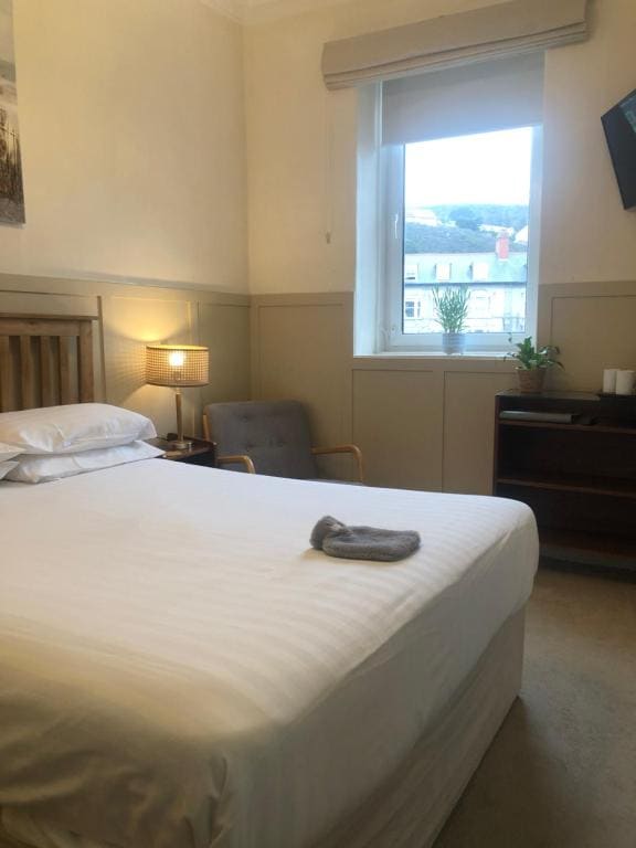 Helmsman Guesthouse - Vista 3