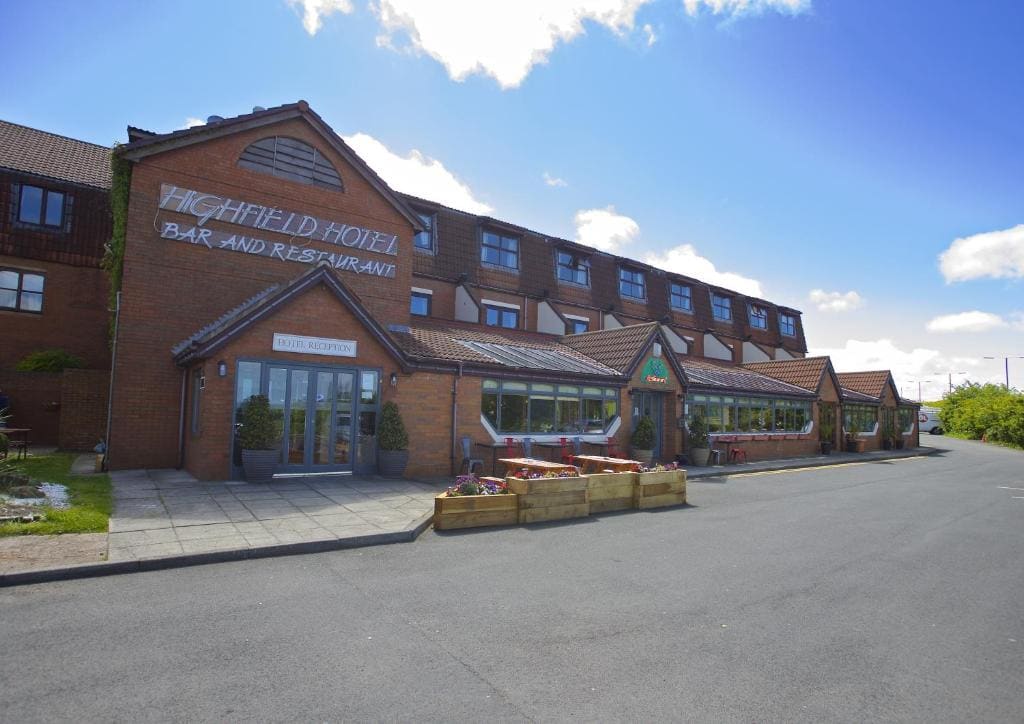 Highfield Hotel - Main view