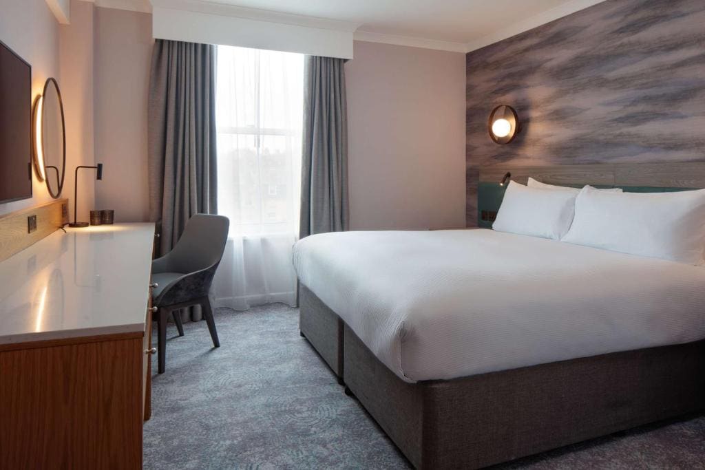 DoubleTree by Hilton Bath - View 2