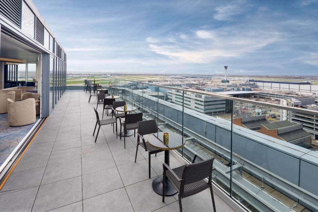 Hilton Garden Inn London Heathrow Terminal 2 and 3 - View 6