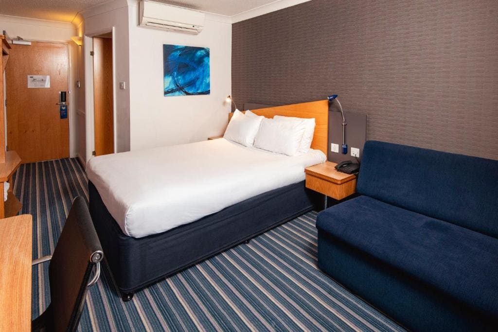 Holiday Inn Express Birmingham - Snow Hill by IHG - View 2