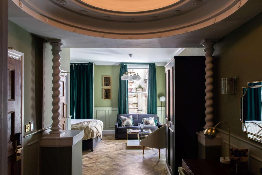 Hort's Townhouse - View 4
