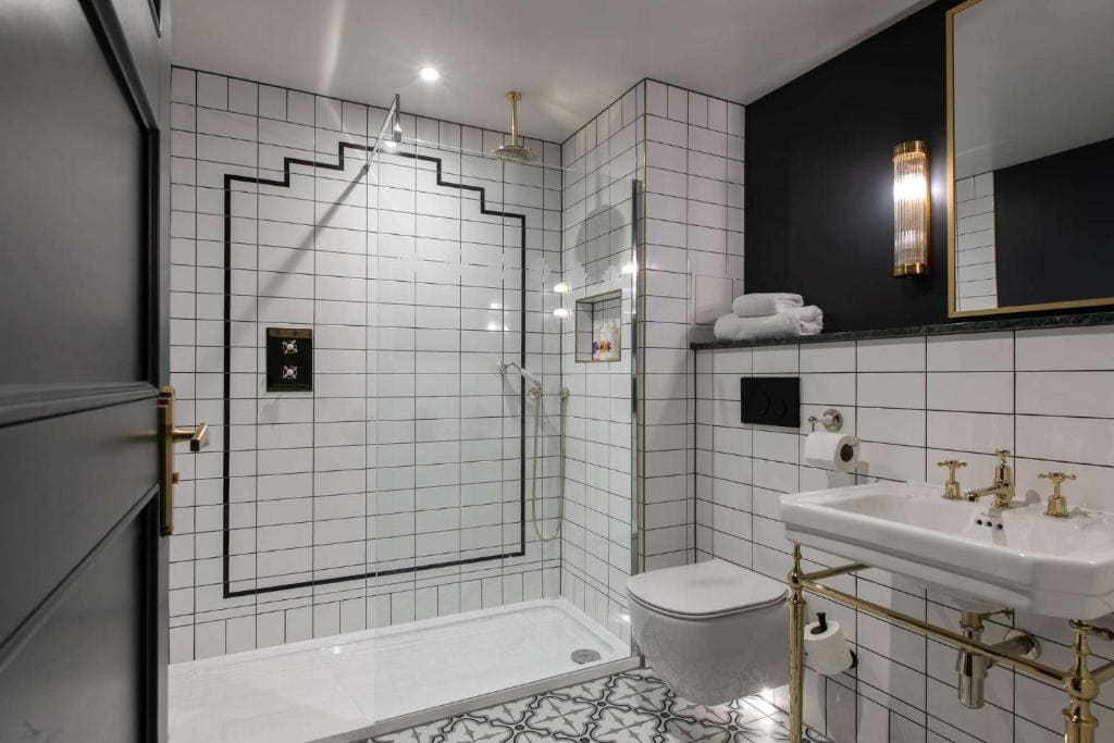 Hort's Townhouse - View 2