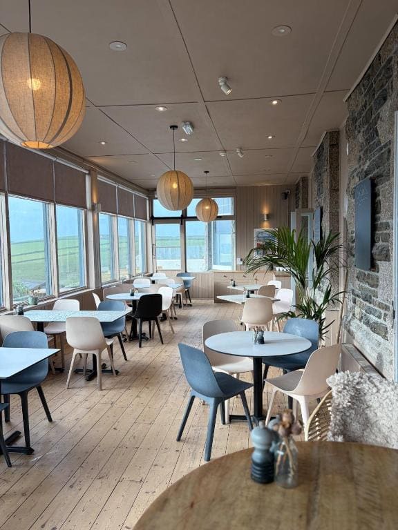 Housel Bay Hotel - View 3