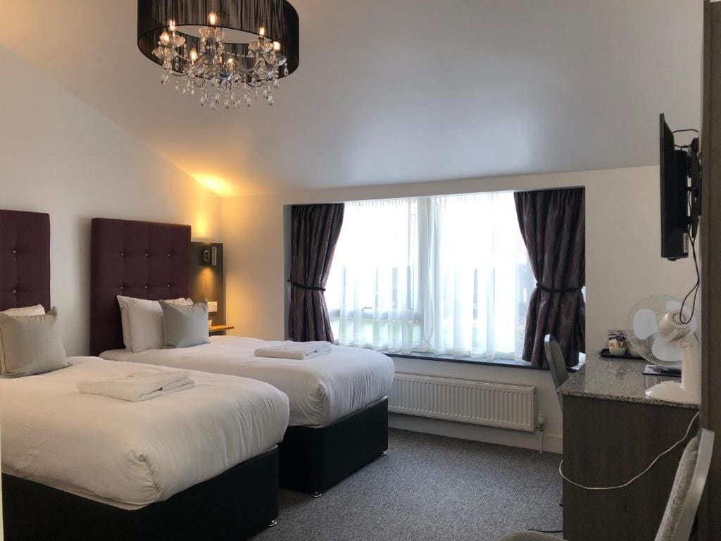 Kings Hotel - View 2