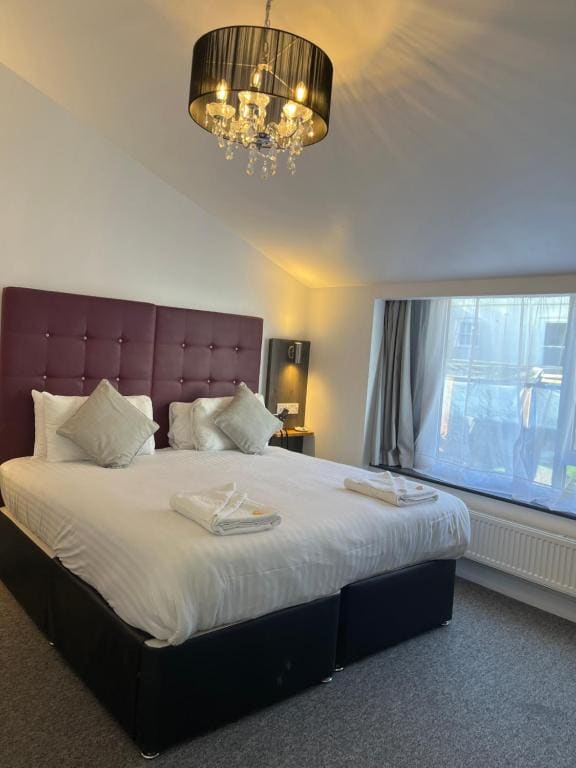 Kings Hotel - View 7