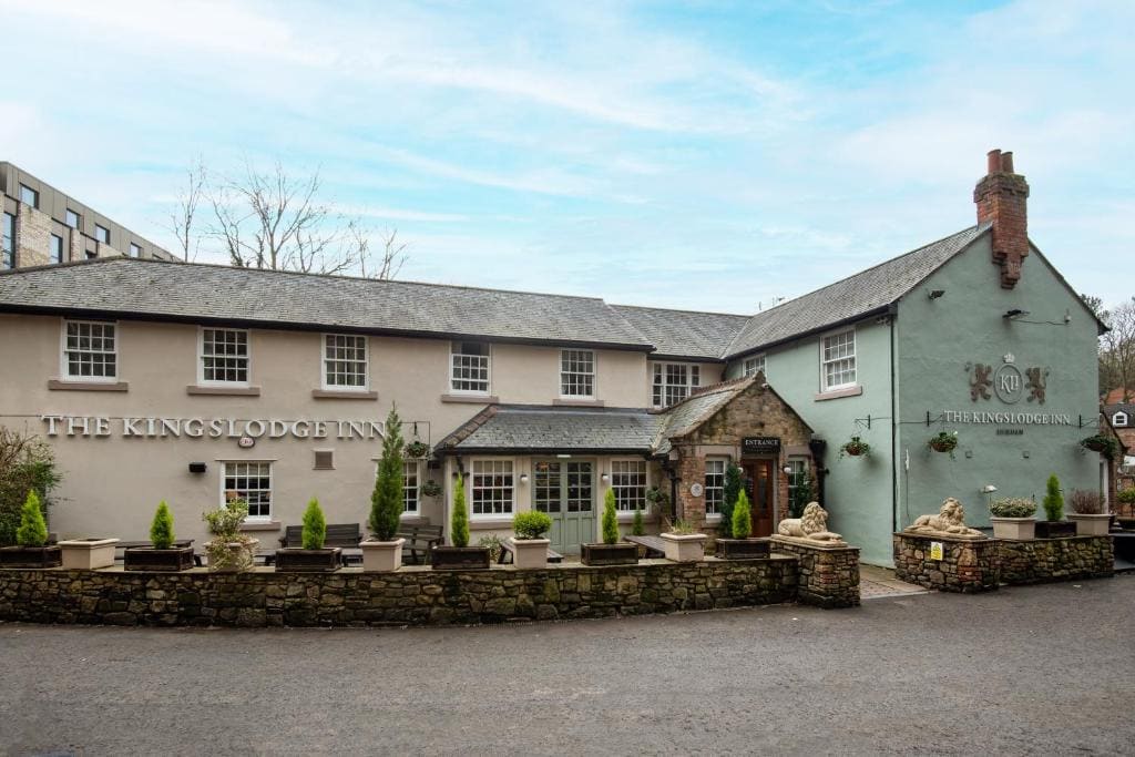The Kingslodge Inn - The Inn Collection Group - Main view
