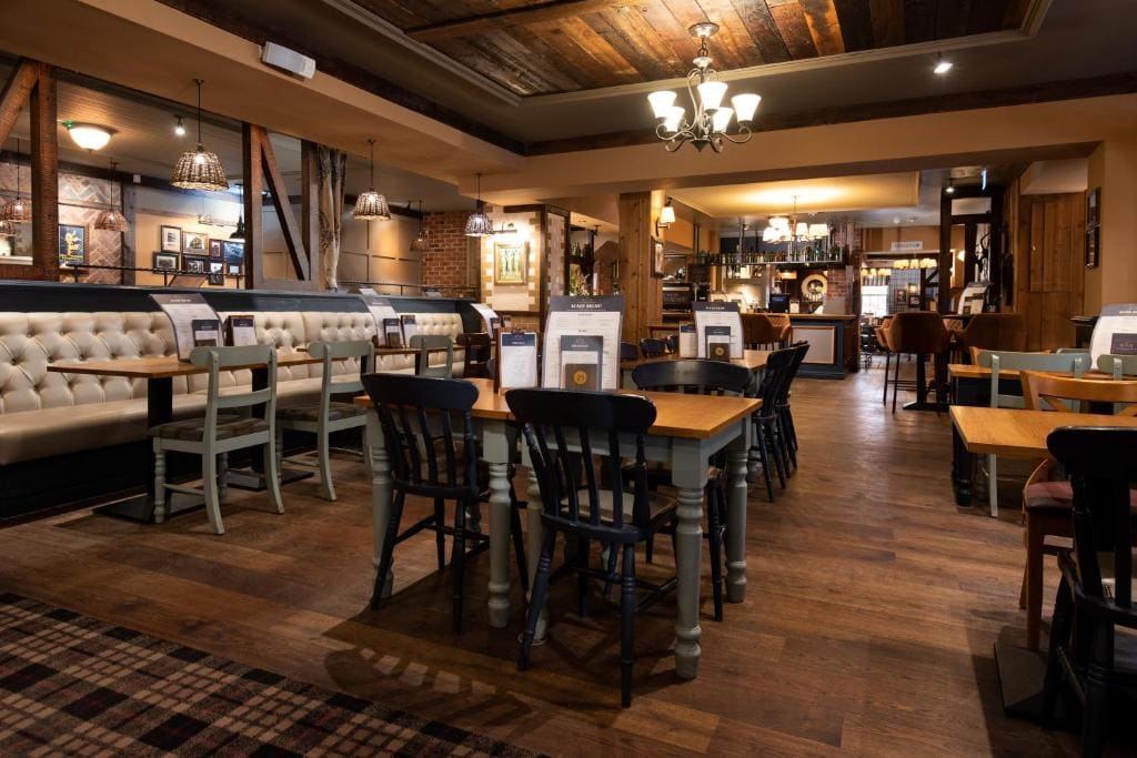 The Kingslodge Inn - The Inn Collection Group - View 4