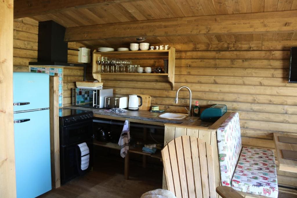 Knapp Farm Glamping Lodge 1 - View 3