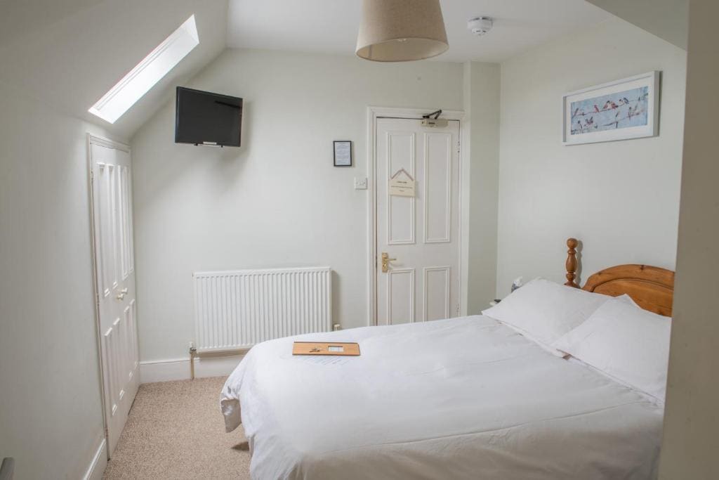 Toothbrush Rooms at Lattice Lodge Guest Kitchen & EV Charge - Προβολή 3