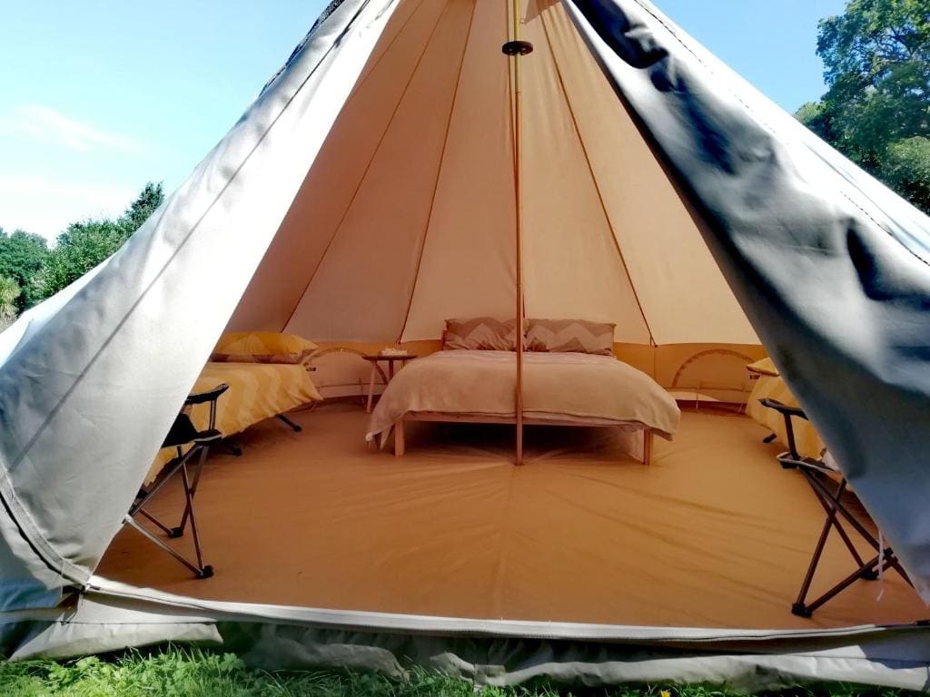 LetzGlamp - View 5