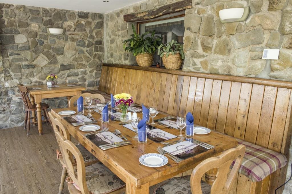 Llanerchindda Farm Guest House - View 6