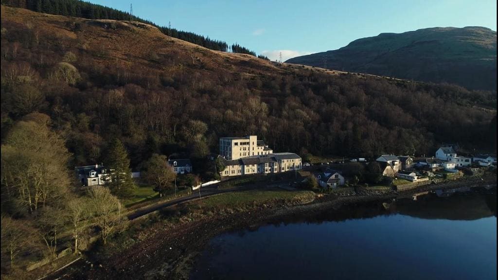Loch Long Hotel - View 2