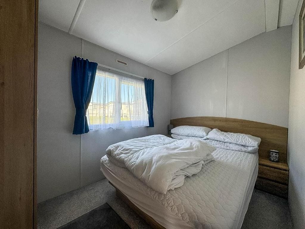 Manor Park Hunstanton Caravan - View 2