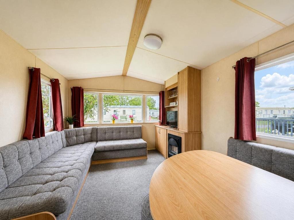 Lovely Dog Friendly Caravan At Sunnydale Lincolnshire - View 6