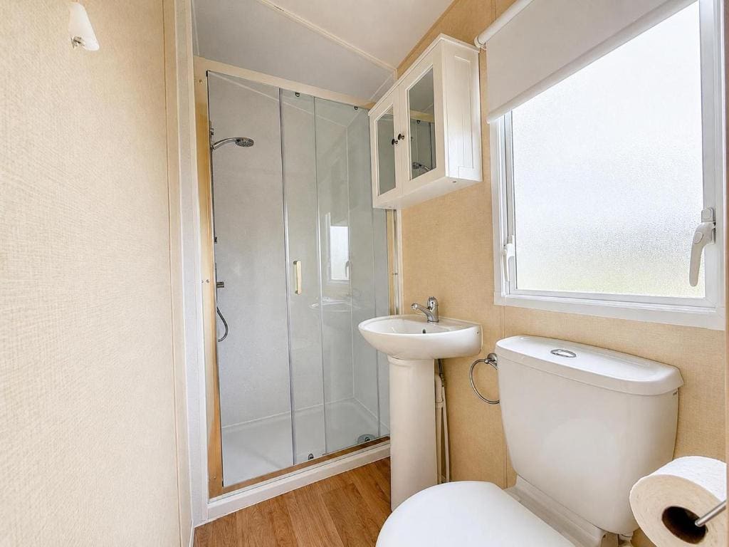 Lovely Dog Friendly Caravan At Sunnydale Lincolnshire - View 3