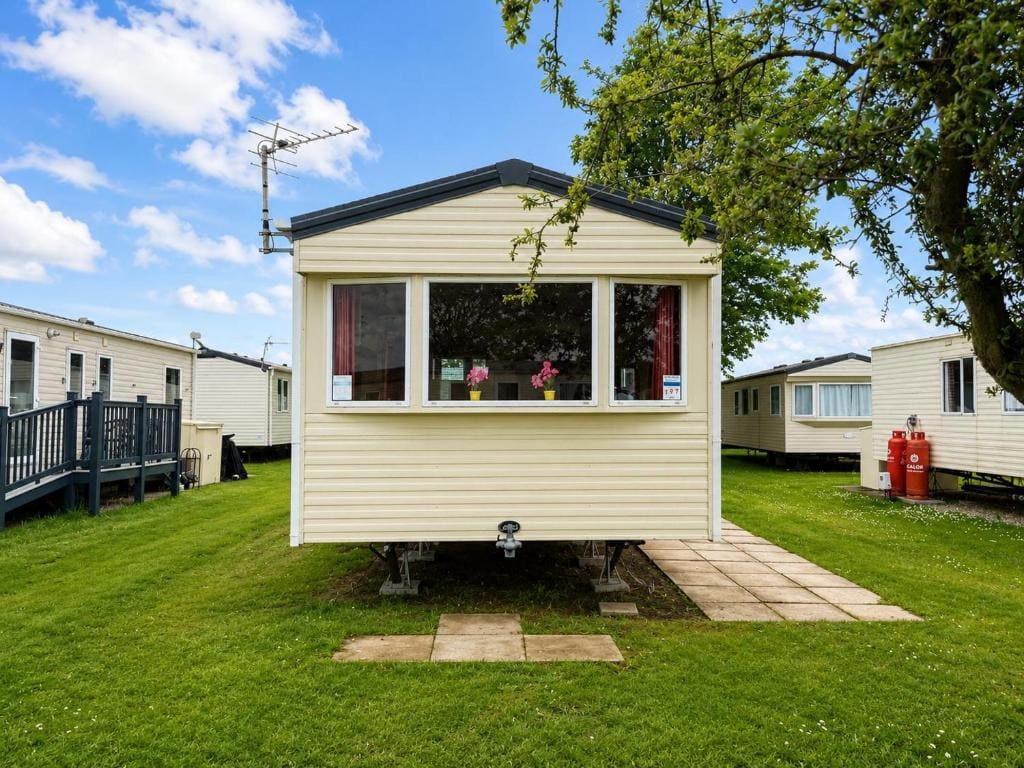 Lovely Dog Friendly Caravan At Sunnydale Lincolnshire - Main view