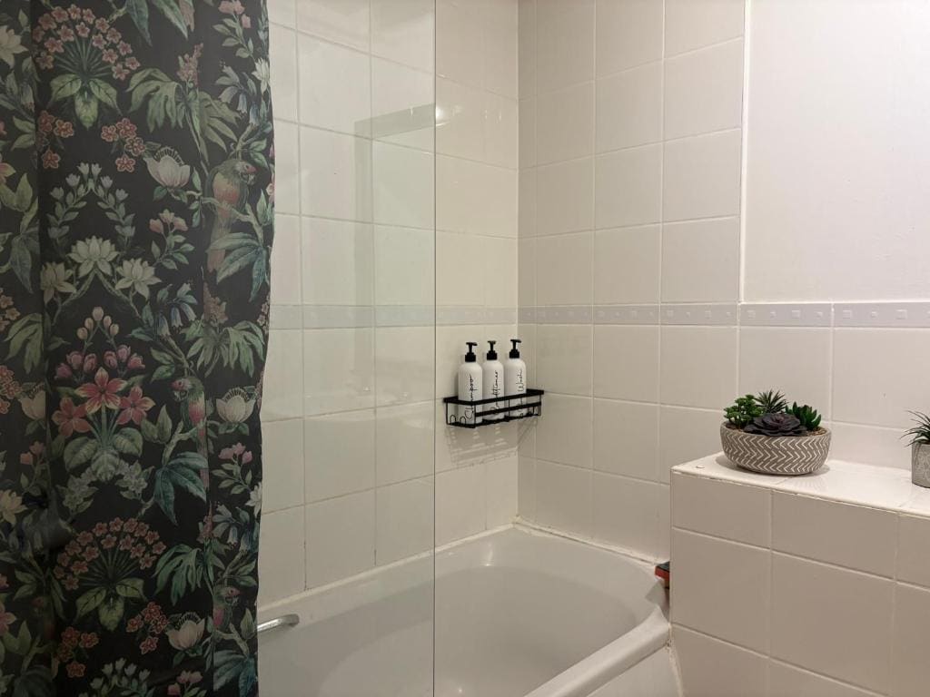 Lovely Room Garden View Free Parking Hampton Court - Vista 6