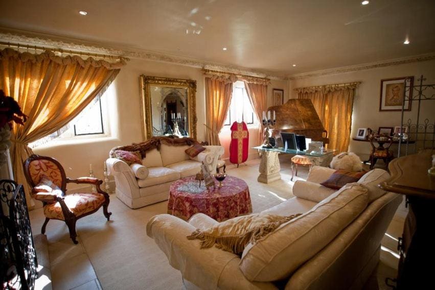 Manor Court - View 4
