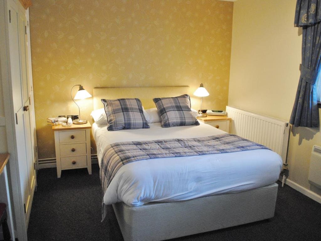 Marsham Arms Inn - View 7