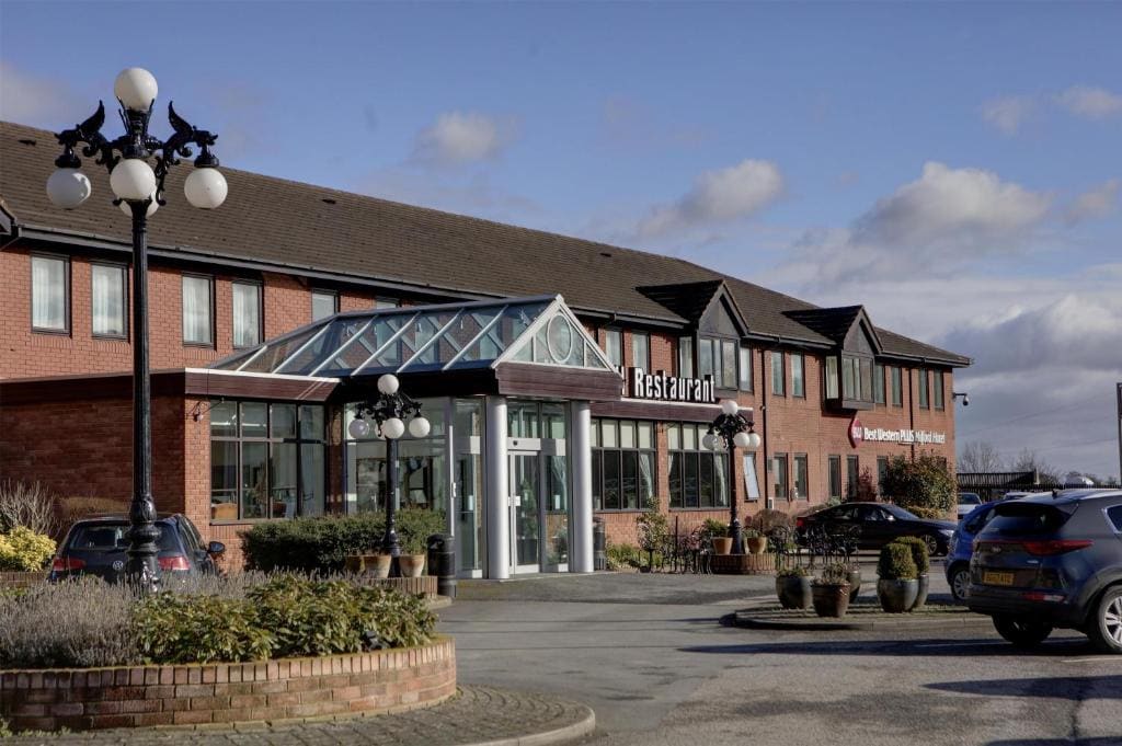 Best Western Plus Milford Hotel - Main view