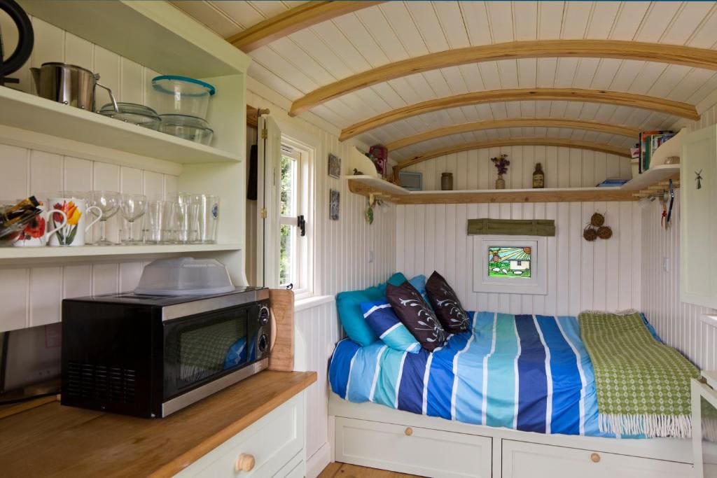 Mill Farm Shepherds Hut - View 2
