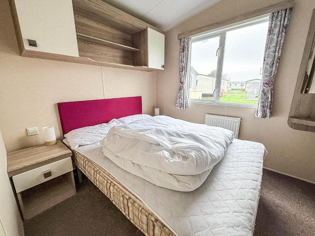Pakefield Beach Caravan - View 7