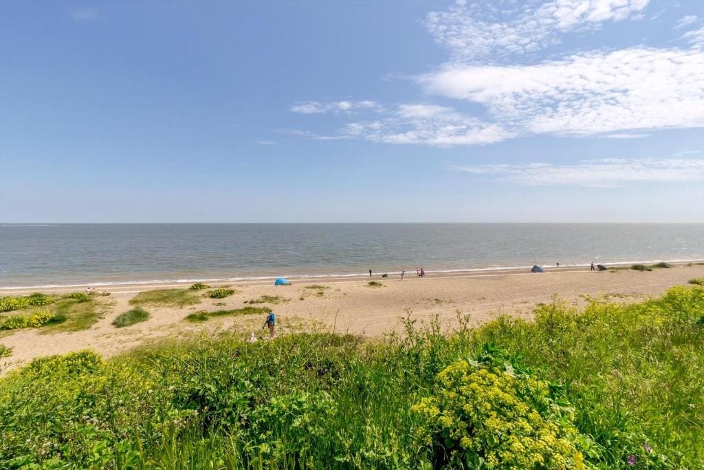 Pakefield Beach Caravan - View 6