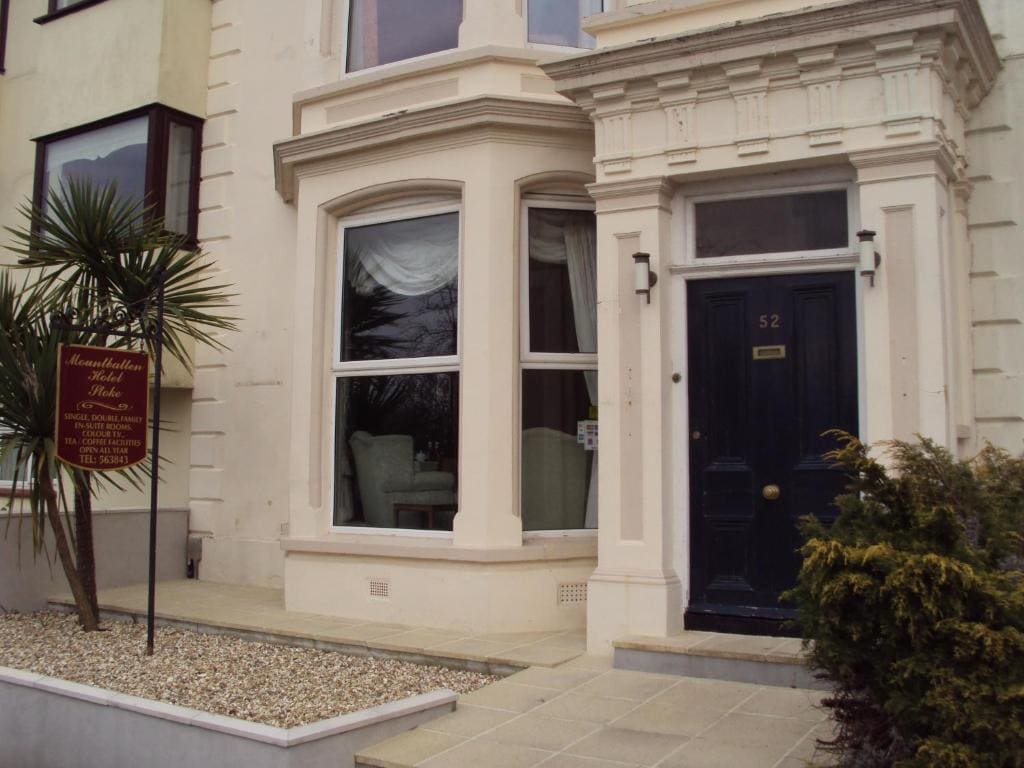 Mountbatten Hotel - Main view