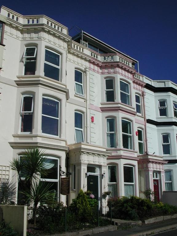 Mountbatten Hotel - View 4
