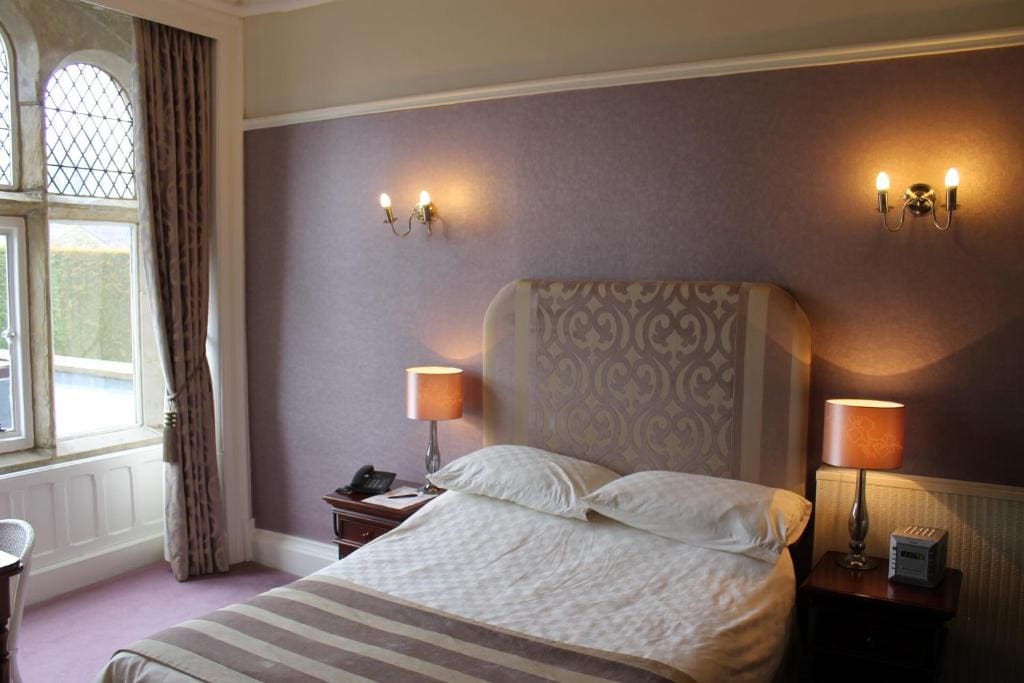 Oakwood Hall Hotel - View 2