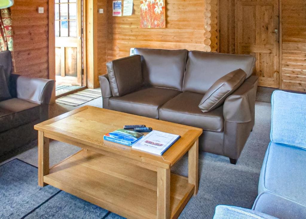 Pantglas Hall Lodges - View 5