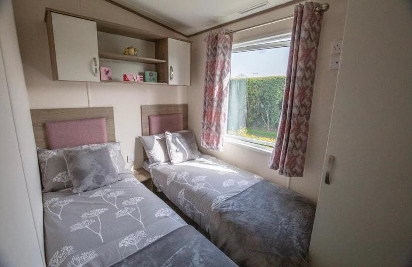 Pepper Pot Lodge - View 2