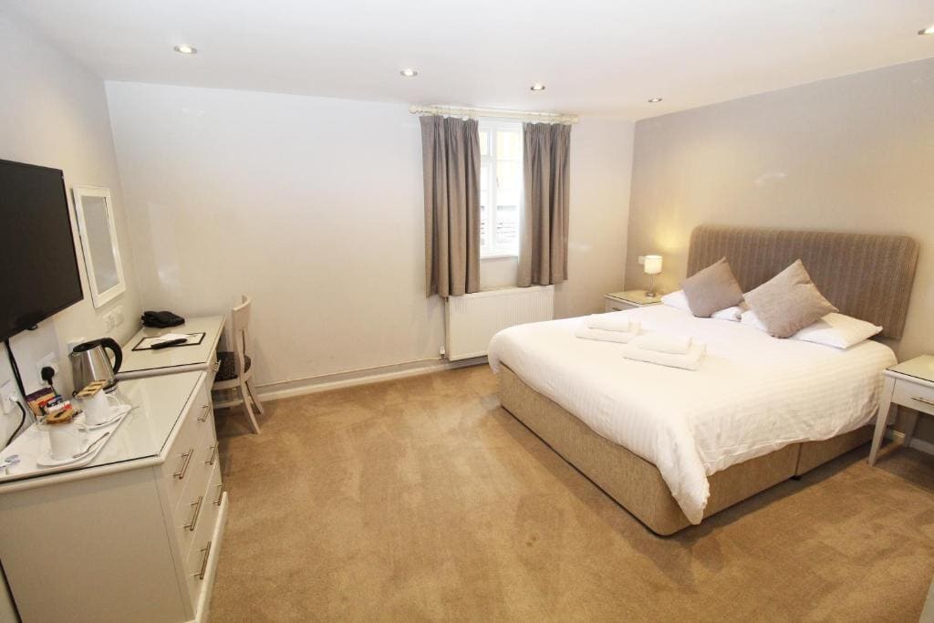 The Conningbrook Hotel - View 7