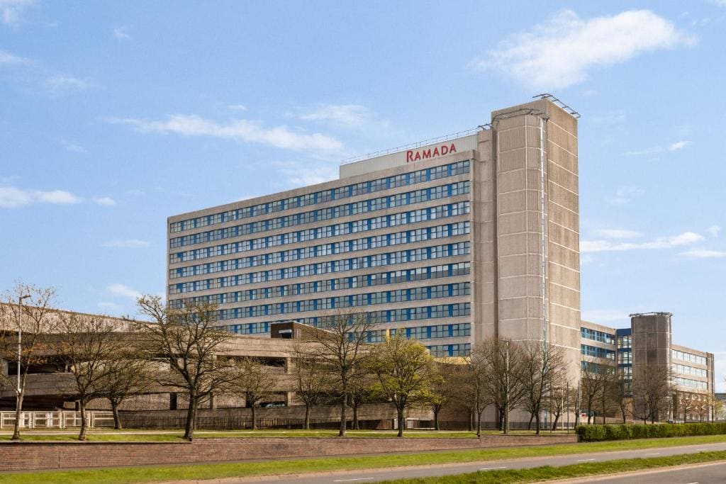 Ramada East Kilbride - Main view