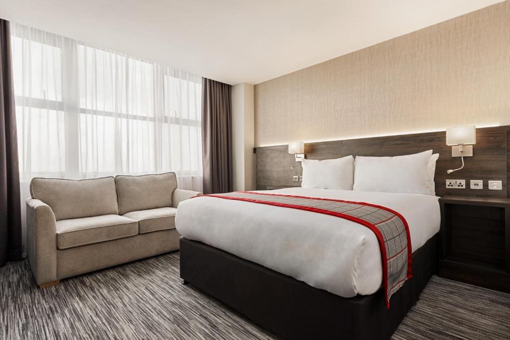 Ramada East Kilbride - View 7